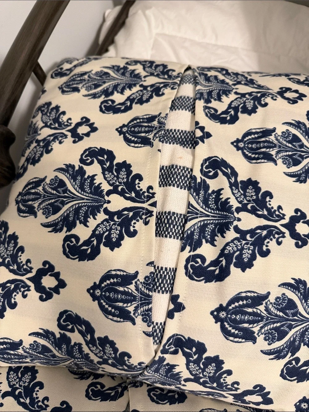 Set of 2 Navy Damask Throw Pillows